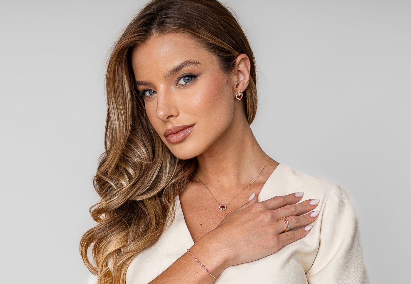 Pulseira Semijoia Riviera Fúscia Banhada A Ouro 18k — outra vista