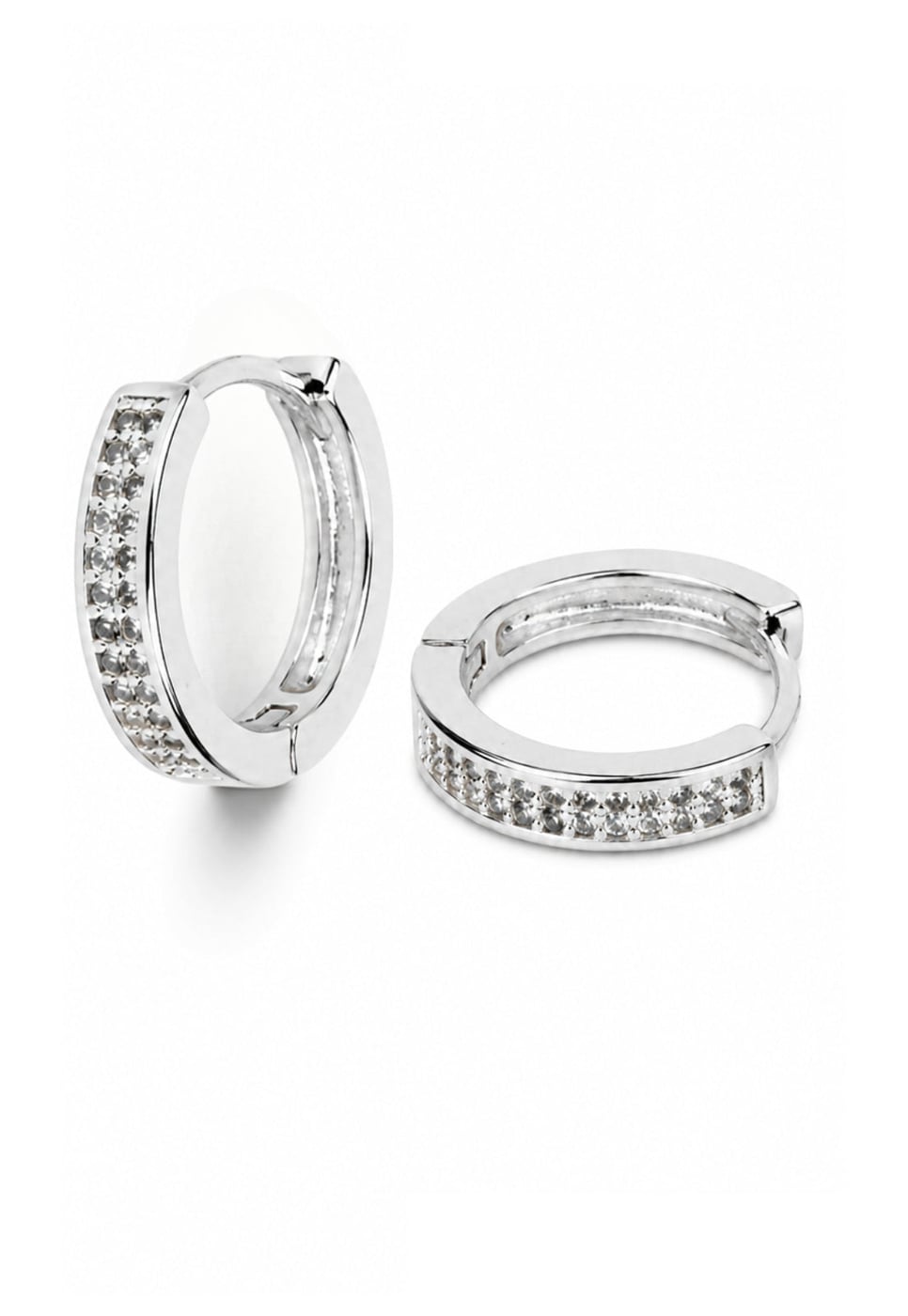 Argola Cravejada com Micro Zircônias Banhada a Prata 925